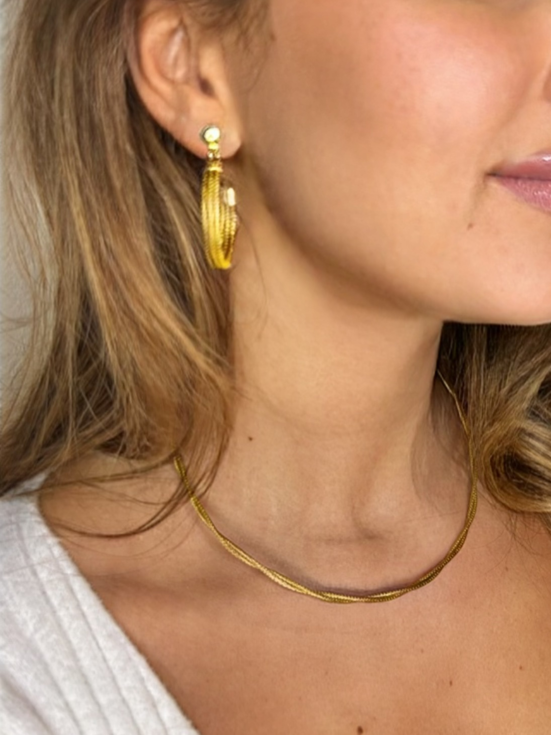 Golden Grass Medium Hoop Earrings — Handwoven in Brazil with 18K Gold Plated Accents