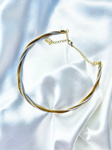 Luiza Choker – Handmade Golden Grass Necklace from Brazil