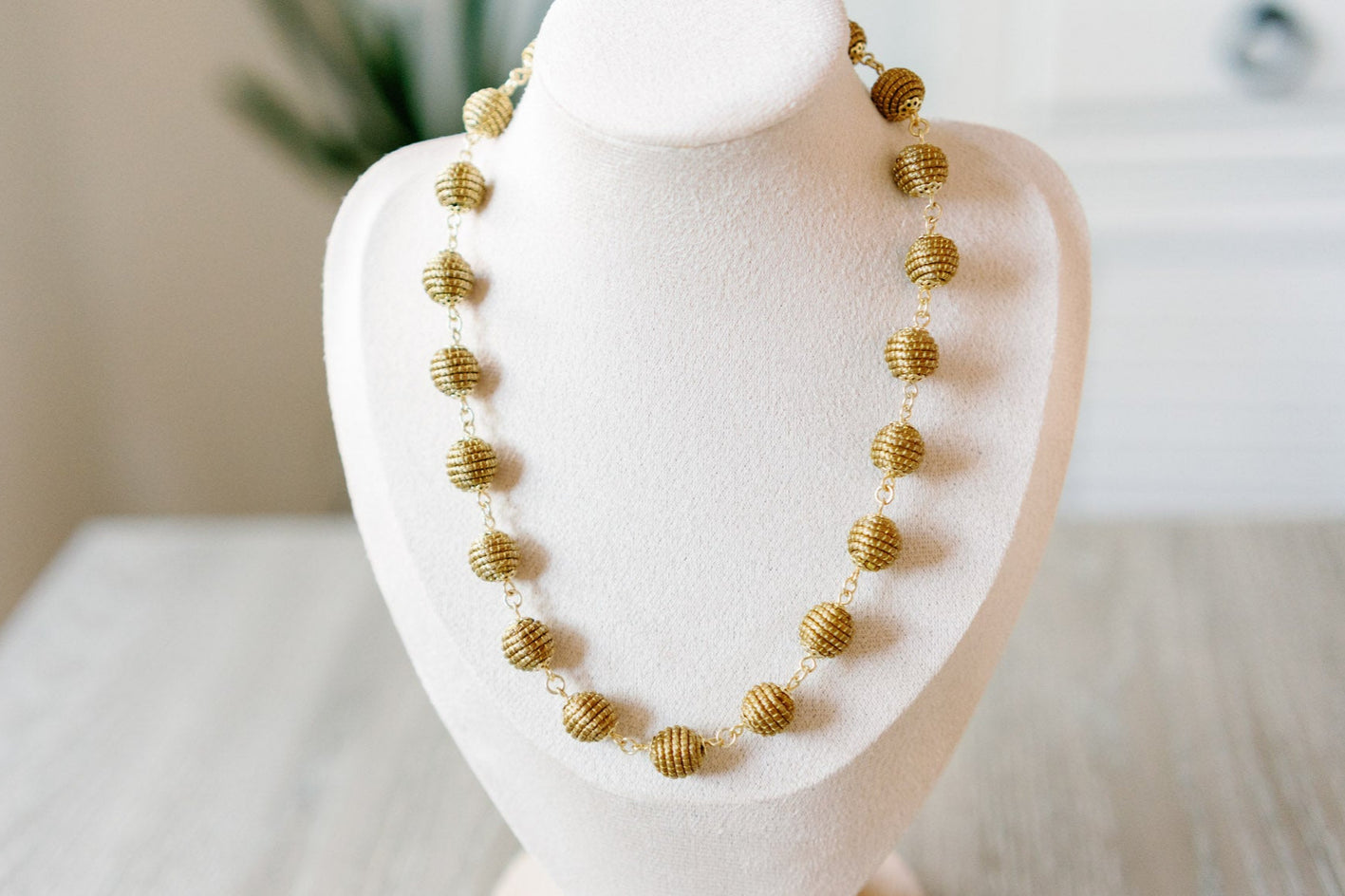 Jalapão Elegance Necklace — Handwoven Golden Grass Beads, 18K Gold Plated & Adjustable