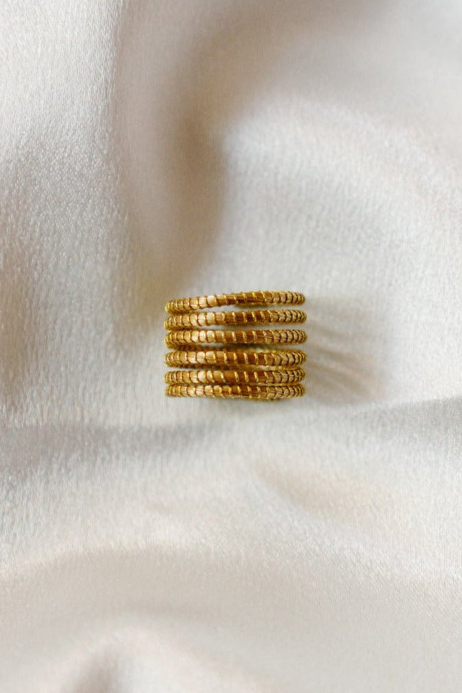 Eternity Ring — Golden Grass Spiral Design, Handwoven from Capim Dourado