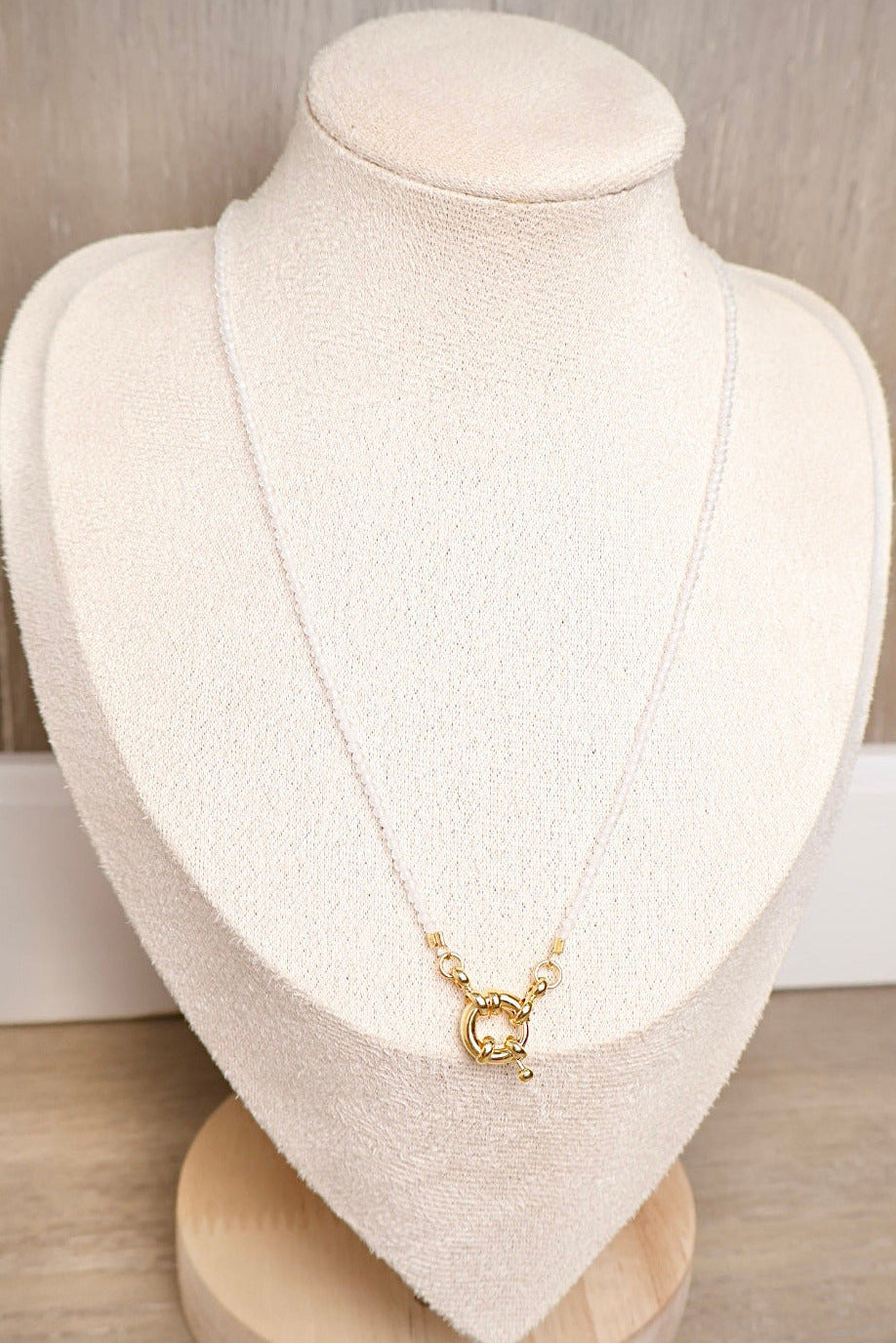 Crystal Bead Choker – Natural Gemstone 18K Gold Plated Latch