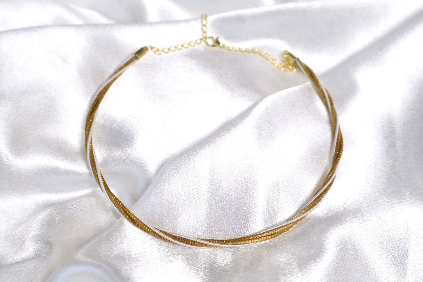 golden grass twisted choker with white thread detail adjustable 18k gold plated chain AquaBrasil jewelry
