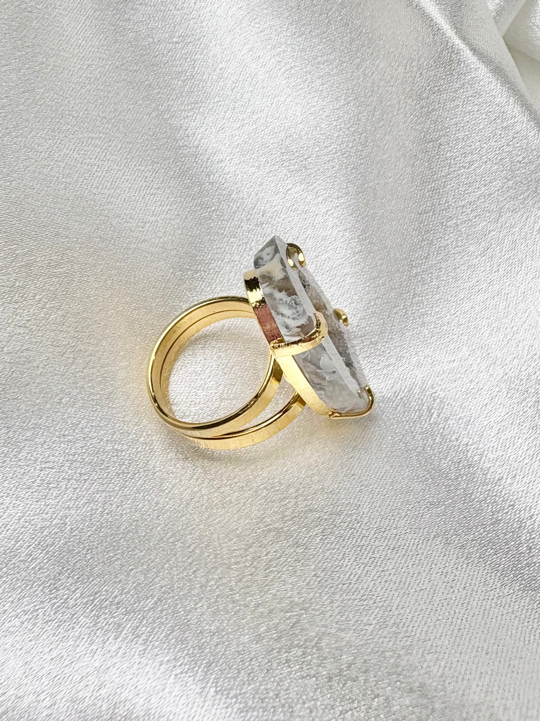 oval light brown and white geode slice ring on 18k gold plated adjustable band handcrafted by AquaBrasil