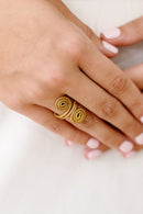 Solua Ring Golden Grass Spiral Design - Handwoven from Capim Dourado