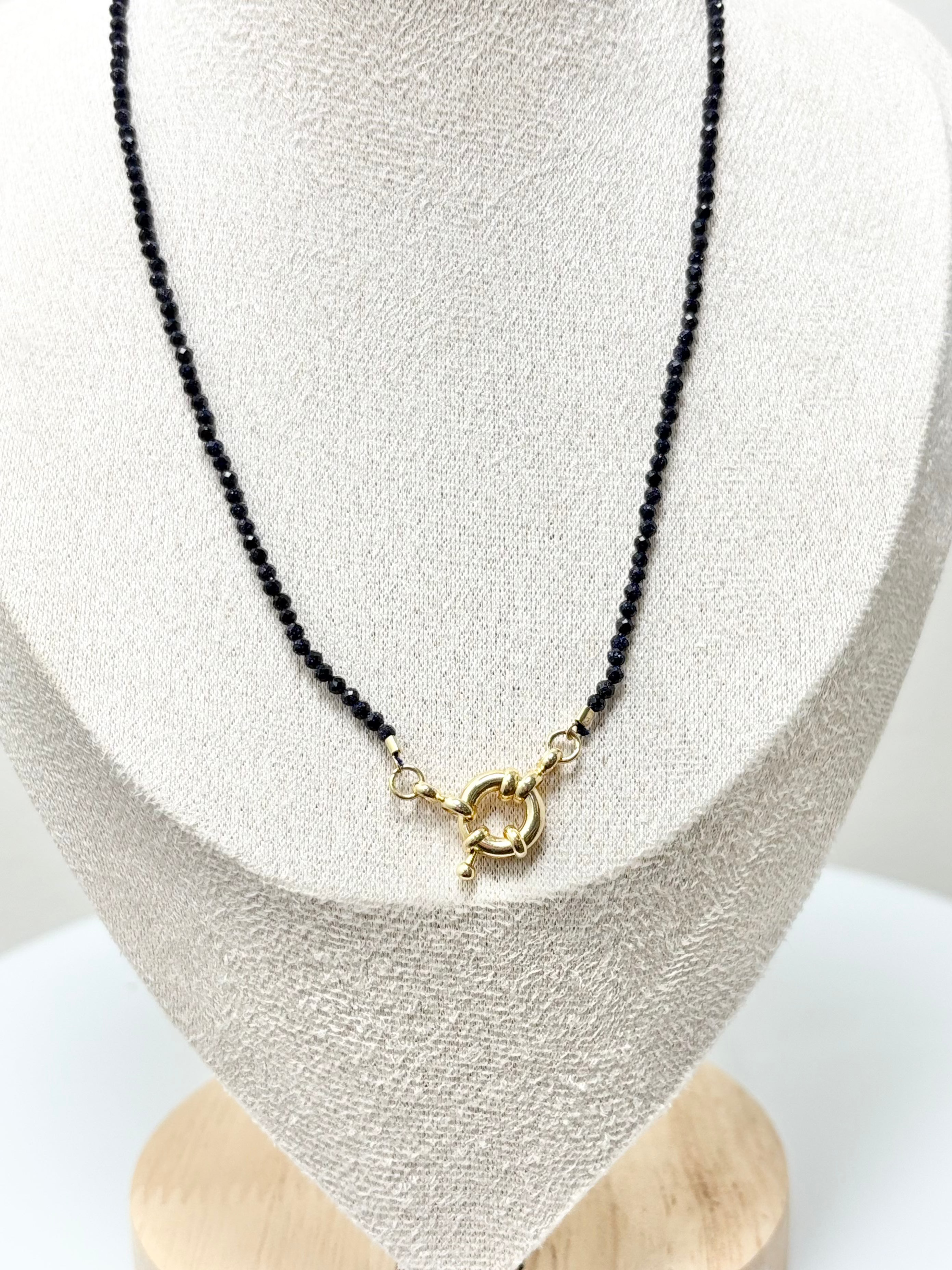 Close up obsidian beaded choker t with gold plated latch AquaBrasil jewelry