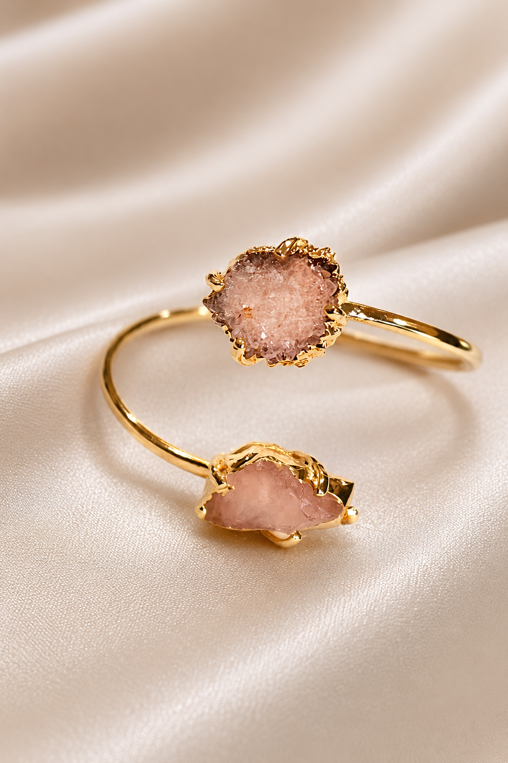 rose-quartz-pink-amethyst-bangle-bracelet-raw-gemstone-18k-gold-plated.