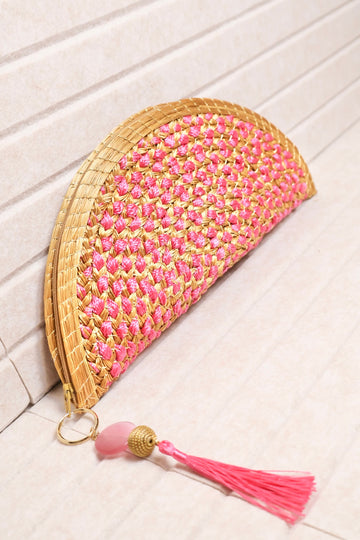 half moon golden grass clutch with pink crochet detail and zipper closure AquaBrasil