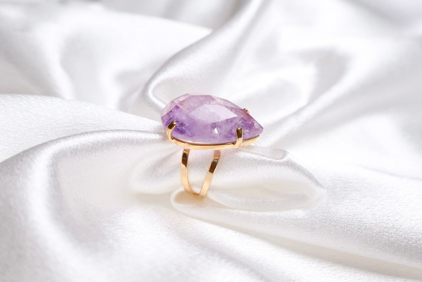side view purple amethyst tear drop statement ring adjustable gold band AquaBrasil