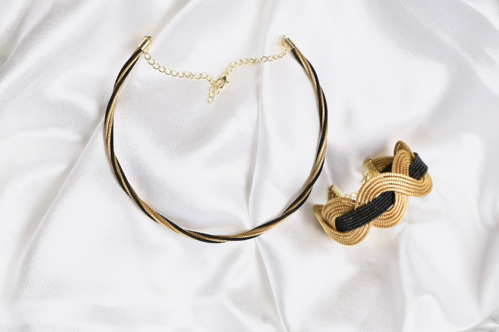 Golden grass choker with bracelet cuff jewelry set