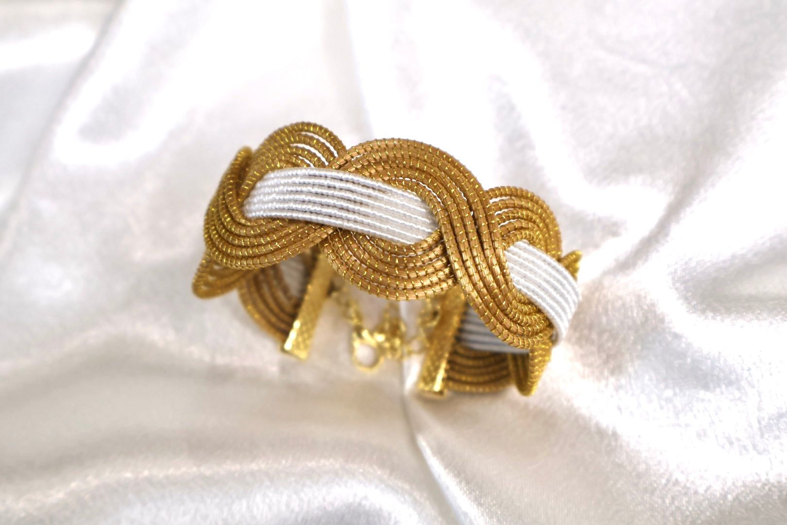 golden grass waves cuff with white thread detail 18k gold plated adjustable AquaBrasil jewelry